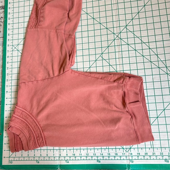 Frye Rose Size L Pink Embroidered Cotton Terry Crop Sweatshirt Boho Western Cozy - Picture 5 of 12